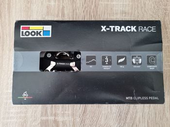 Look, X-Track Race