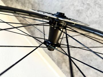 Used Syncros Capital 1.0 35mm Stem 2022 bike — image 4 of 5