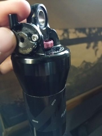 Used Dt Swiss R 232 ONE 210/50 Standard Mount Remote Lever Rear Suspension