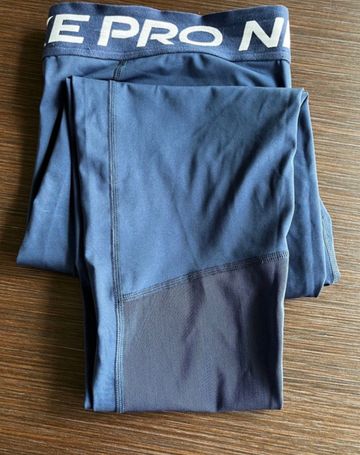Gebrauchtes Nike pro performance Ballsport Clothing