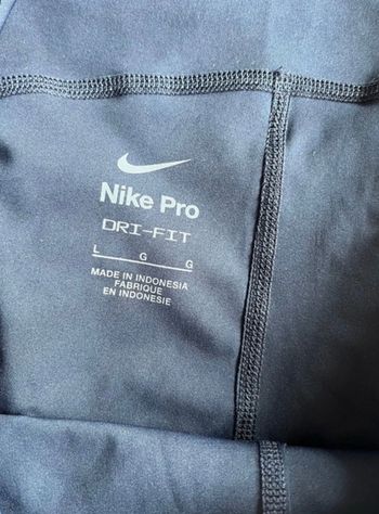 Used Nike pro performance bike — image 2 of 5