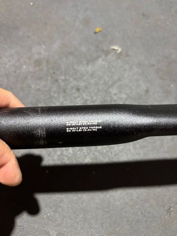 Used Specialized Shallow 42 2024 bike — image 3 of 4