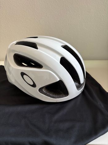 Oakley, ARO3 Helmet