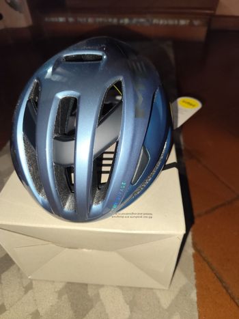 MET, Rivale Helmet