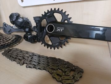 Gebrauchtes Shimano Deore XT Di2 M8250 Groupset 2026 bike — Bild 2 von 4