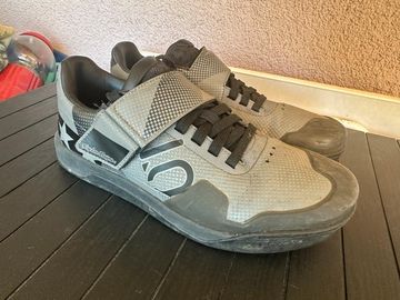 Five Ten Clipless MTB Enduro Downhill Schuh Größe 41 1/2 Cycling Shoes d'occasion