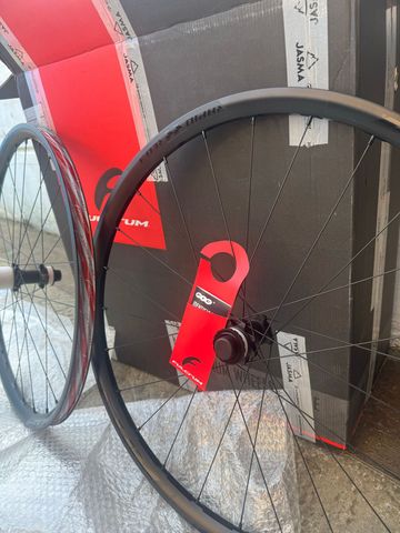 Brugt Fulcrum Racing Red 3 Wheelset 2024 bike — billede 2 af 8
