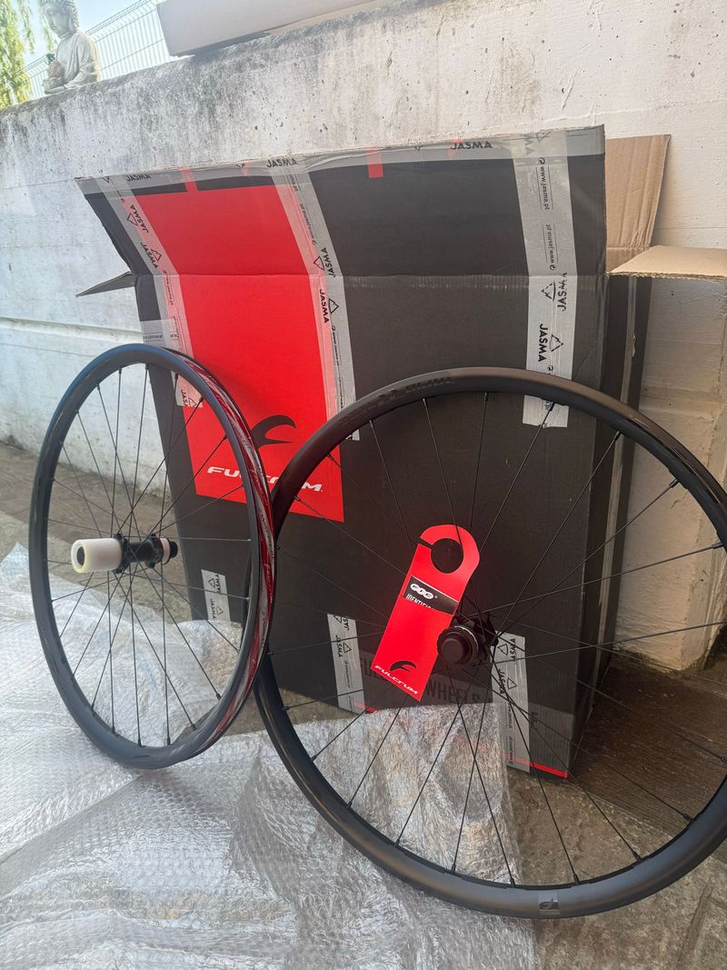 Used Fulcrum Racing Red 3 Wheelset 2024 Wheels