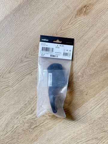 Used Wahoo ELEMNT ROAM Out Front Mount 2026 bike — image 2 of 2