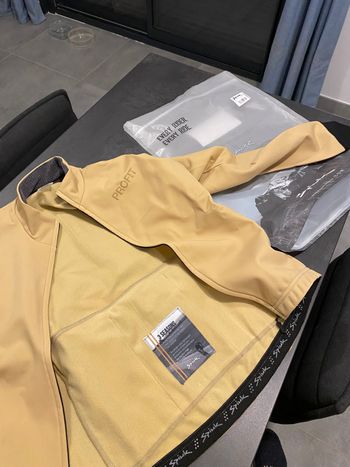 Used Spiuk Veste Profit Cold Beige 2025 bike — image 2 of 6