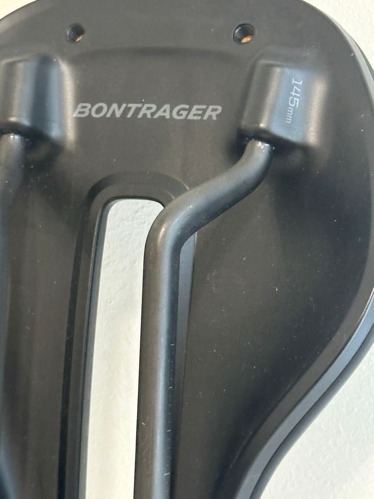 Used Bontrager Verse Pro Saddle 2026 bike — image 4 of 8