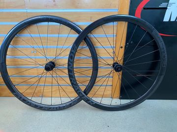 Used Bontrager Aeolus RSL37 2026 Wheels