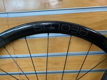 Tweedehands Bontrager Aeolus RSL37 2026 bike — afbeelding 2 van 5