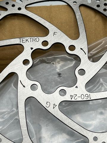 Tektro TR160-24 bike usato — immagine 4 di 9