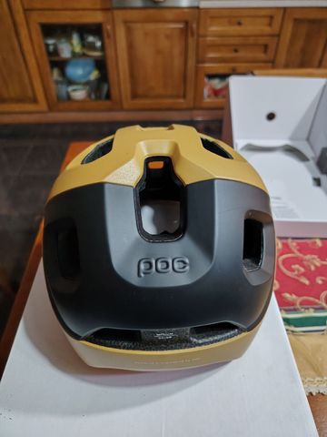 Tweedehands POC Axion Race Mips 2023 bike — afbeelding 2 van 8