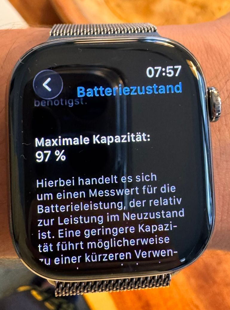 Used apple Watch S10 46mm Titanium bike — image 7 of 10
