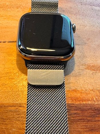Used apple Watch S10 46mm Titanium bike — image 3 of 10