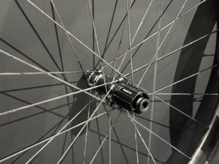 Roval Alpinist CLX II White 2025 bike usato — immagine 4 di 5