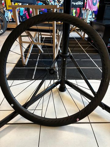 Used Syncros Capital 1.0 2025 bike — image 6 of 8