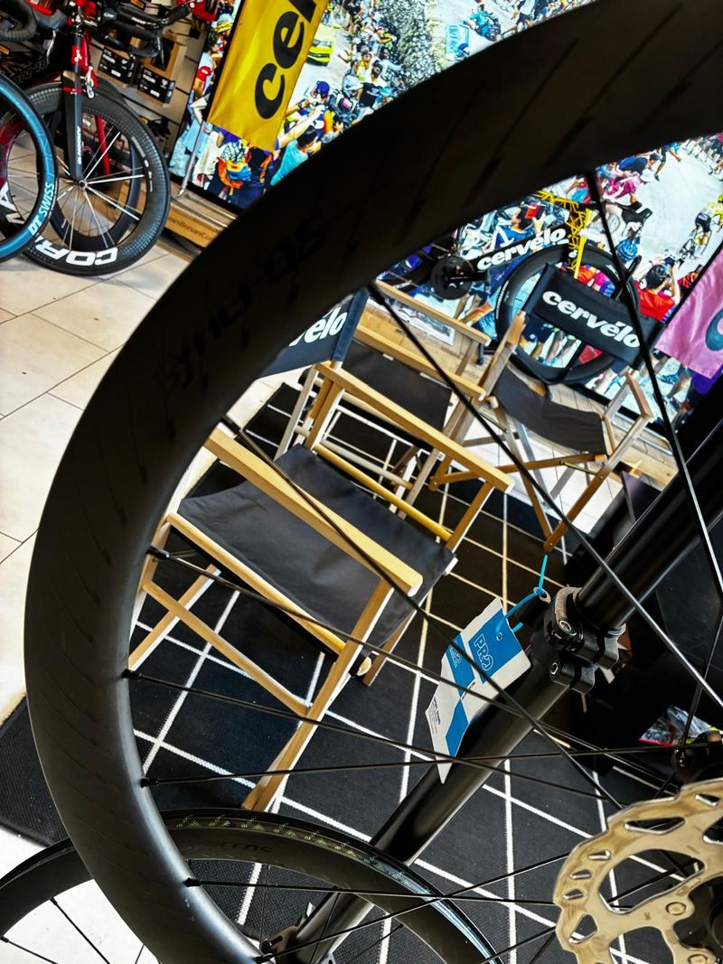 Used Syncros Capital 1.0 2025 bike — image 2 of 8