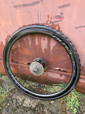 Used Shimano Dura-Ace WH-R9170 C40-TL Disc Wheelset bike — image 4 of 13
