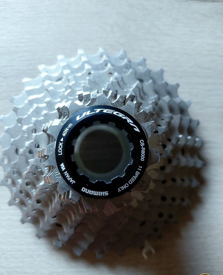 Used Shimano Ultegra 11-30T Cassette bike — image 2 of 5