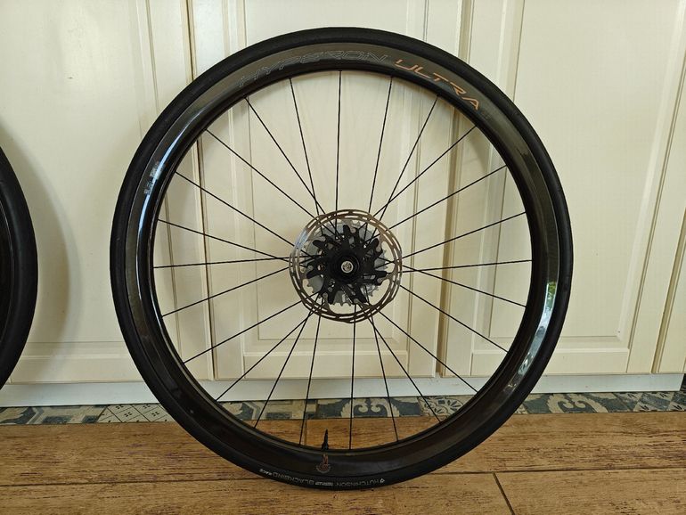 Used Campagnolo Hyperon Ultra C23 2024 bike — image 4 of 6