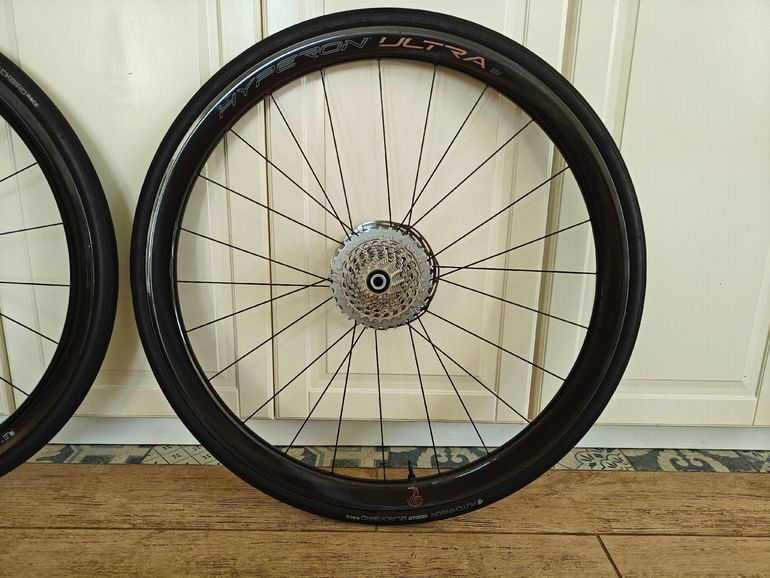 Used Campagnolo Hyperon Ultra C23 2024 bike — image 5 of 6