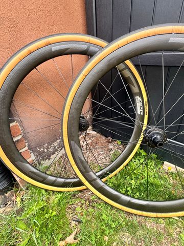 Zipp 303 Firecrest Wheelset bike usato — immagine 6 di 14