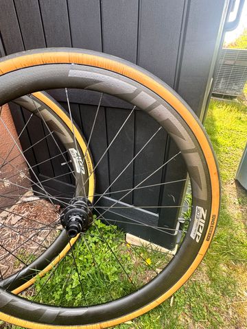 Zipp 303 Firecrest Wheelset bike usato — immagine 14 di 14