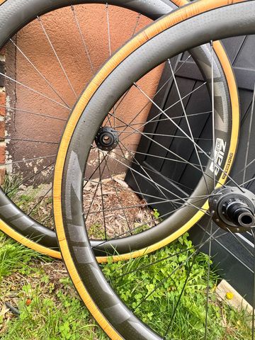 Zipp 303 Firecrest Wheelset bike usato — immagine 8 di 14