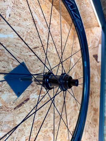 Used Corima 45R hookless 2025 bike — image 3 of 8