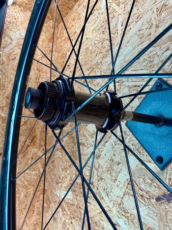 Used Corima 45R hookless 2025 bike — image 8 of 8