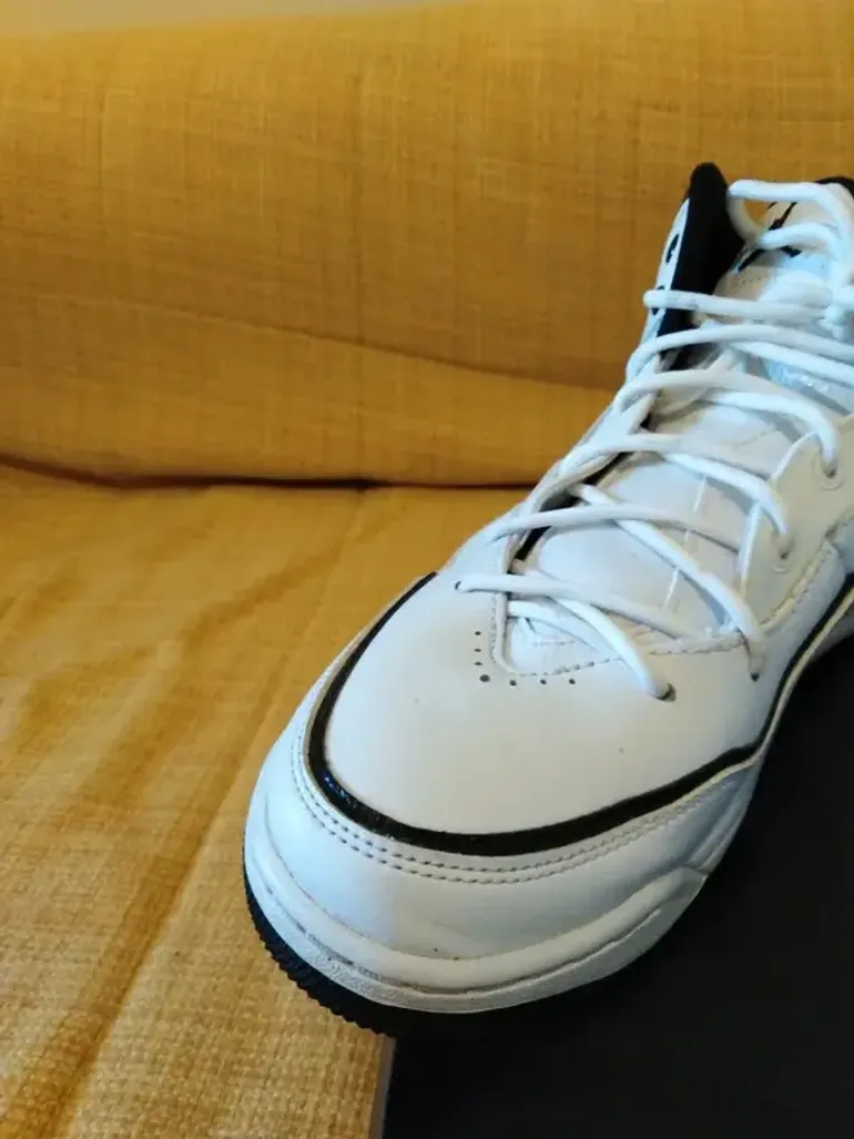 Used Nike Courtside 23 bike — image 6 of 15
