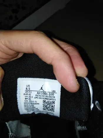 Used Nike Courtside 23 bike — image 12 of 15