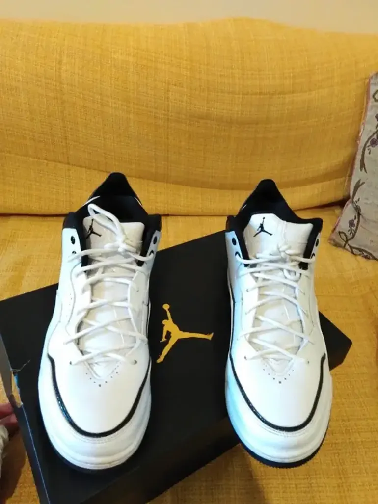 Used Nike Courtside 23 bike — image 8 of 15