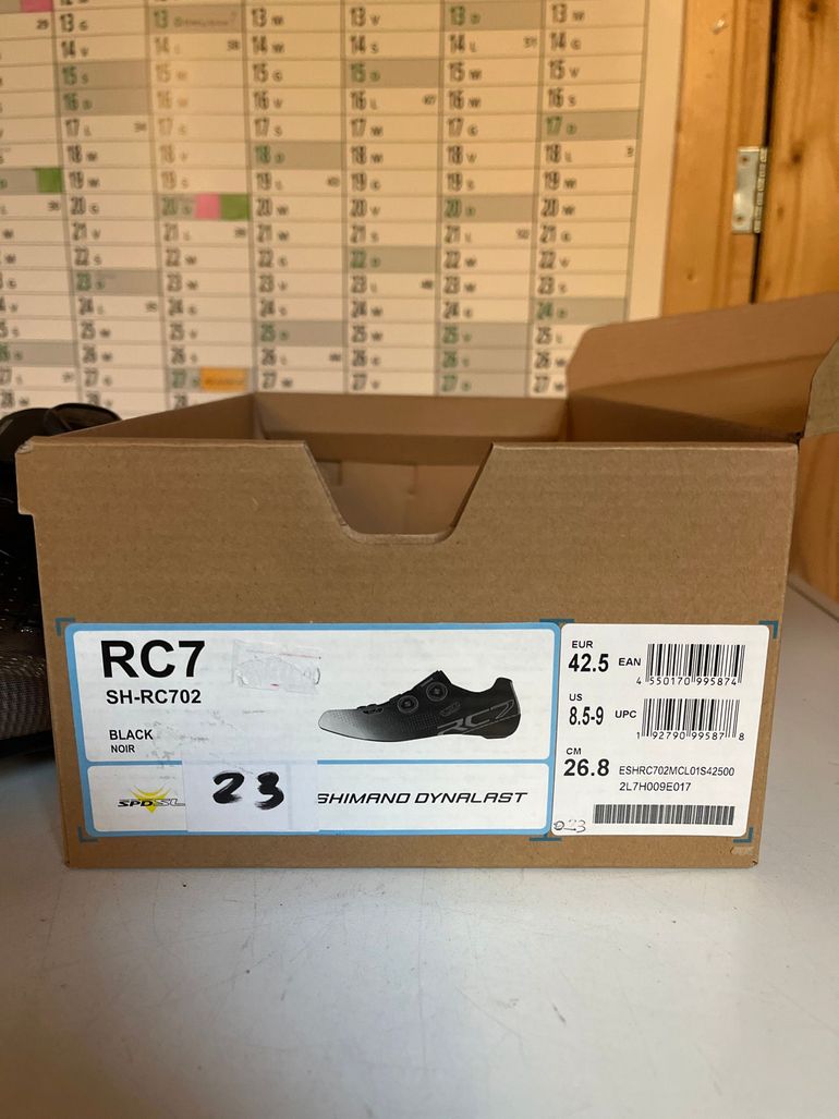Used Shimano RC7 ah-rc702 black bike — image 2 of 5
