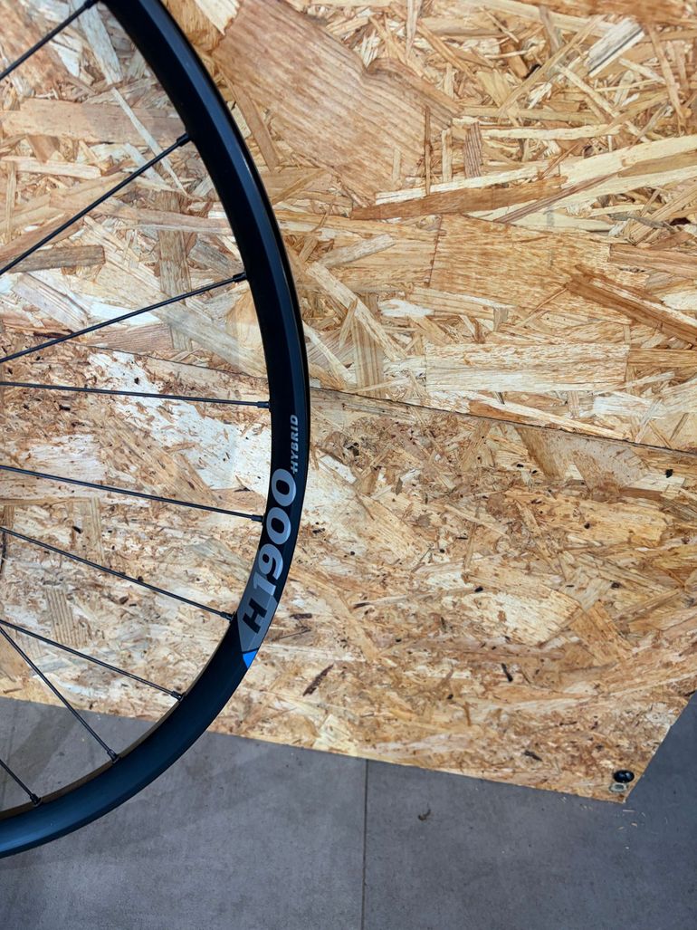 Used Dt Swiss H 1900 SPLINE 29 - boost 2026 bike — image 2 of 3