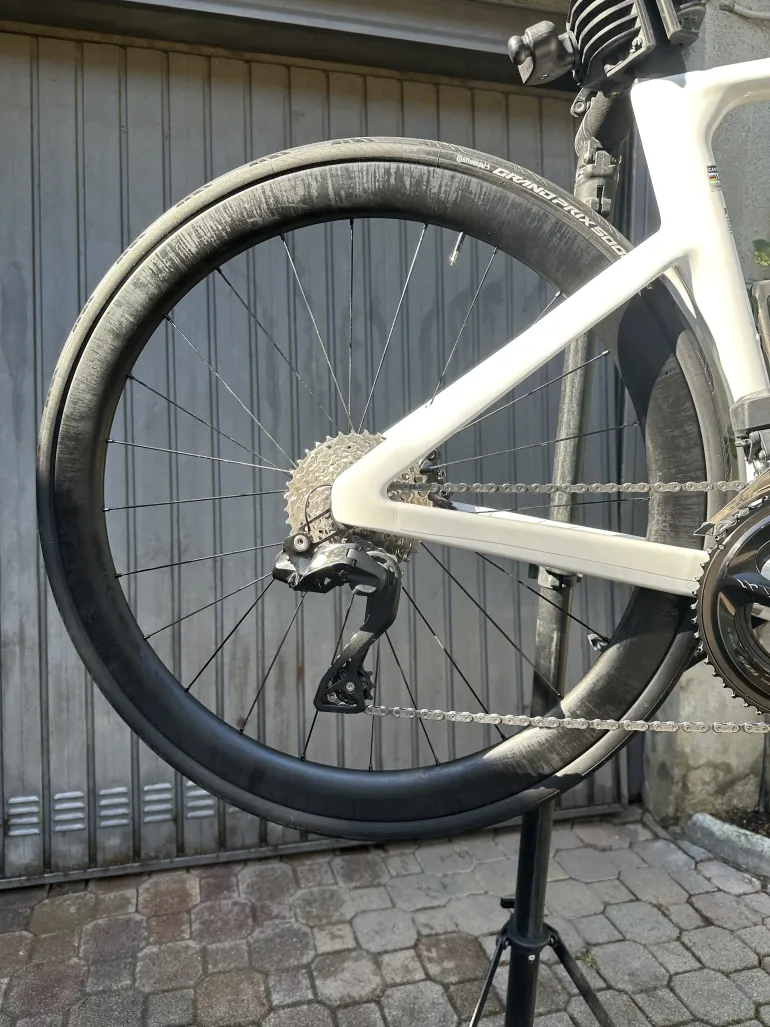 Used Shimano 105 RS710 C46 TL Disc Wheelset 2025 bike — image 5 of 12