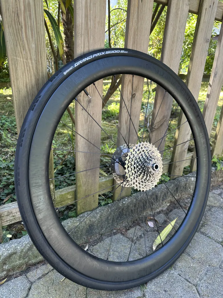 Used Shimano 105 RS710 C46 TL Disc Wheelset 2025 bike — image 11 of 12