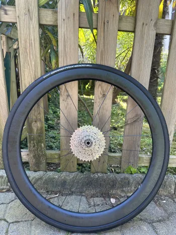 Used Shimano 105 RS710 C46 TL Disc Wheelset 2025 bike — image 12 of 12