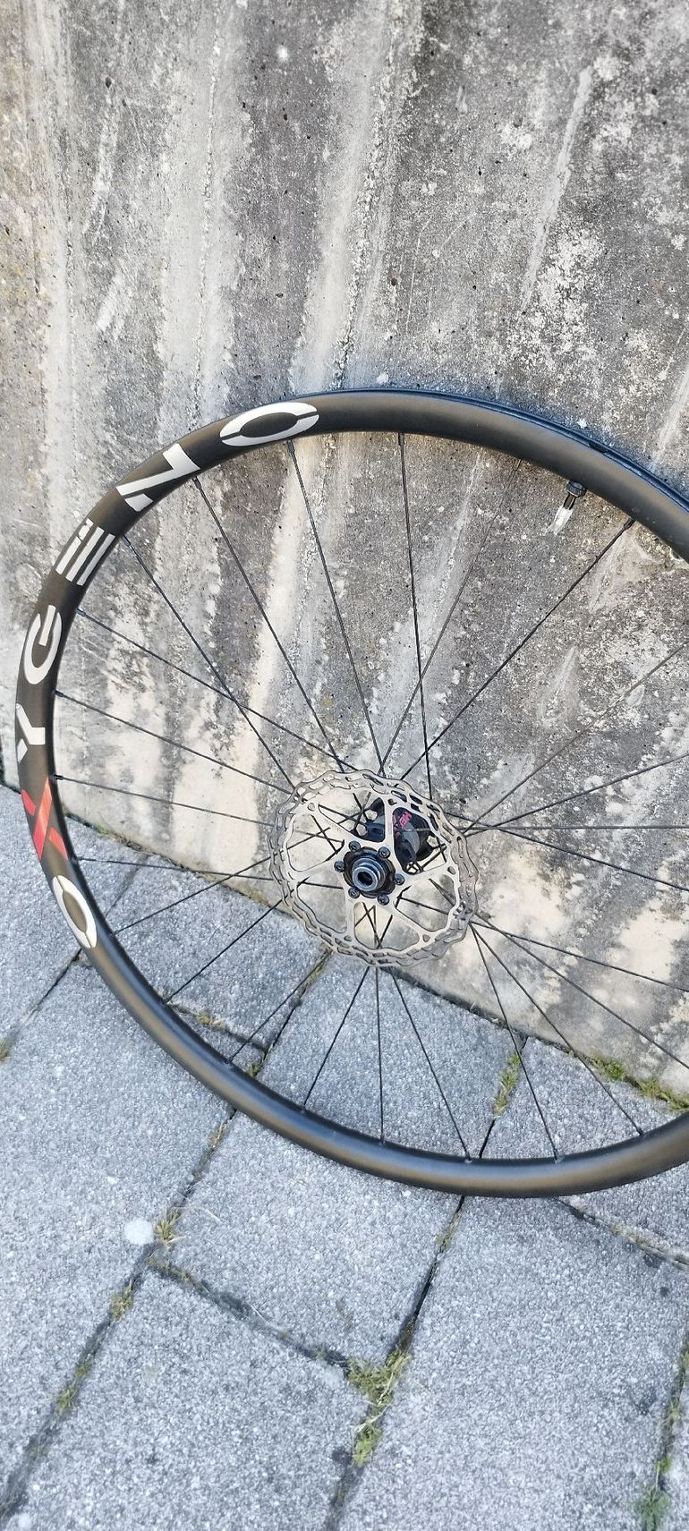 Used Spada Oxygeno carbone disc 2024 bike — image 4 of 5