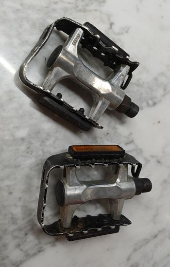 hf-858, Flat Aluminum Pedals with Reflectors Black
