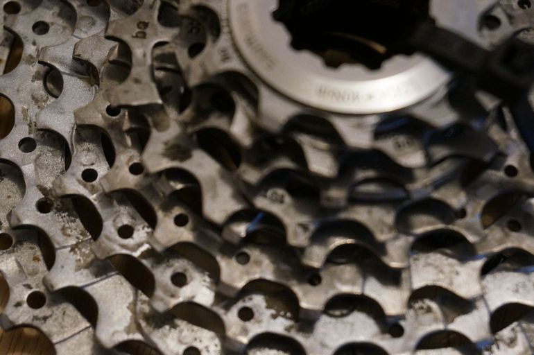 Used Shimano XT 9-speed Cassette 11/32 CS-M770 bike — image 3 of 6