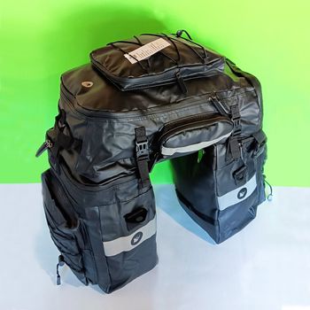 Used Rhinowalk Alforjas triple Waterproof 3 en 1 bike — image 2 of 5