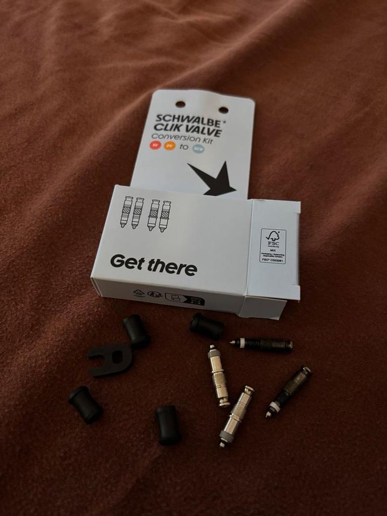 Used Schwalbe Clik Valve Umrüstkit bike — image 1 of 2