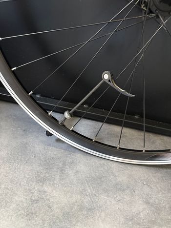 Used dpx roue arrière axe rapide bike — image 2 of 3
