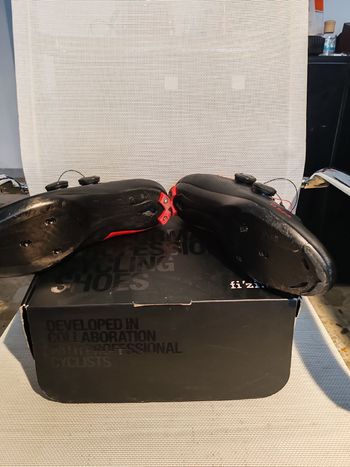 Used Fizik Areo R3 bike — image 4 of 8