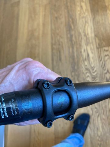 Used Specialized Cockpit 2026 bike — image 5 of 9