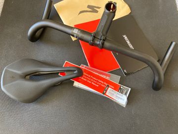 Used Specialized Cockpit 2026 bike — image 8 of 9